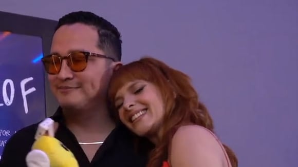 TROME - Carlos Orozco en ‘amores’ y apasionados besos con su novia: ¿Quién es Mane Acosta y a qué se dedica?