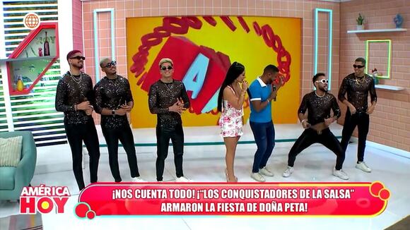 Conquistadores de la Salsa hacen revelación en vivo