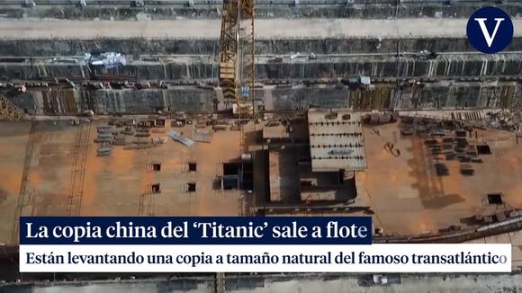 La Copia China Del ‘Titanic’ Sale A Flote