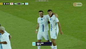¡Dolor en el último suspiro! Honduras marca el 2-2 en el minuto final y le arruina la victoria a Perú en España