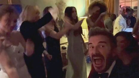 David Beckham se emociona al ver a las Spice Girls reunidas nuevamente