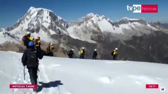 Áncash: Rescatistas encuentran cuerpo de turista que falleció en el nevado Alpamayo