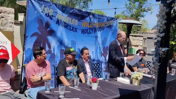 TROME - Cónsul felicita a Los Mirlos