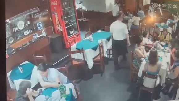 Trujillo: Cámaras registran asalto a comensales en pizzería