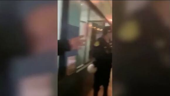 Policía de comisaría San Andrés es captado jugando Dota en medio de la Toma de Lima