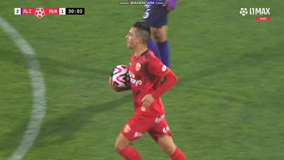 Gol de Carlos Ross para el 2-1 de Alianza Lima vs Sport Huancayo. (Video: L1 MAX)