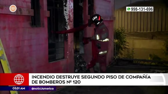 Compañía de bomberos se incendia