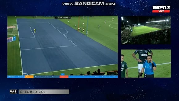 VAR anuló el gol de Pérez Guedes para el 1-0 de Universitario vs. Goiás. (Video: ESPN 3)