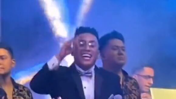 Christian Cueva canta y baila junto a Marisol en el matrimonio de Brunella Horna y Richard Acuña. (Video: difusión)