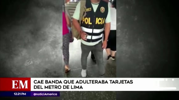Policía detiene a 12 personas dedicadas a adulterar tarjetas del Metro de Lima