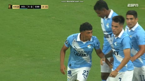 ¡Hay vida en Matute! Maxloren Castro marca el descuento y revive a Sporting Cristal