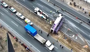 Lurín: Volcadura de bus en la Panamericana Sur deja cuatro muertos y 22 heridos