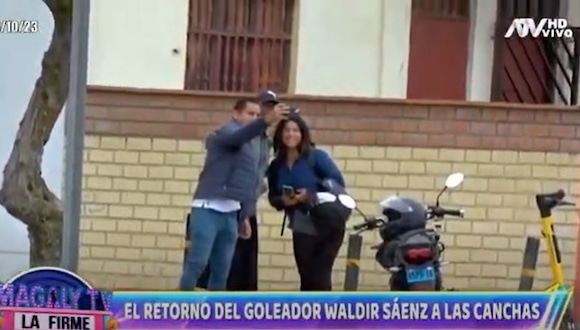 Waldir Sáenz es ampayado con misteriosa mujer