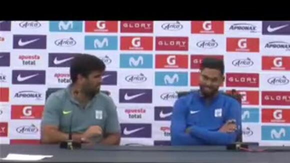 Gerente explica a colombiano por qué no tendrá la casaquilla número 10 (@danielsd_02)