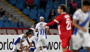 ¡Golazo que emocionó! Muñoz la clavó en el ángulo y puso en ventaja a Alianza Atlético en Colombia