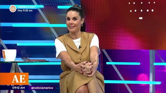 Rebeca Escribens le desea lo mejor a Marina Mora