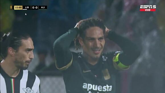 Paolo Guerrero se falló una clara ocasión de gol en el Alianza Lima vs Libertad. (Video: ESPN)