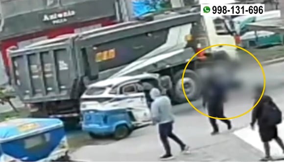 SJL: Hombre que viajaba a bordo de su moto eléctrica murió al ser impactado por camión