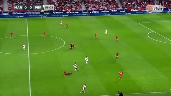 Luis Advincula impresionó con este pique ante Marruecos (Video: América TV)