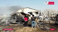 Ate Vitarte: Incendio arrasa con fábrica de fibra de vidrio en la Carretera Central