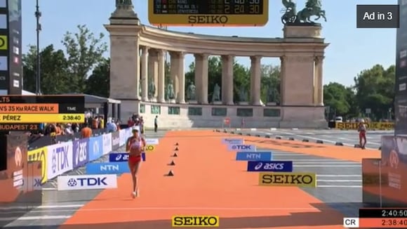 Kimberly García cruza la meta en el Mundial de Atletismo (Video: YouTube)