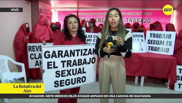 ‘Las Cucardas’: Trabajadoras sexuales hacen plantón frente al Congreso. Video: RPP