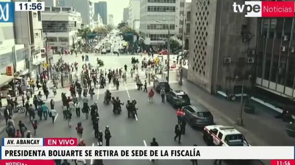 TROME - Dina Boluarte salió rápidamente tras declarar ante la Fiscalía. (Fuente: Canal N)