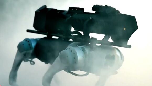 Estados Unidos: Perro robot con lanzallamas en venta por 9 mil dólares