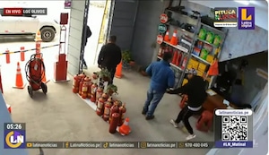 Los Olivos: Atrapan a dos por robo de camionetas en Lima Norte