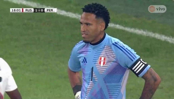 Gol de Aleksandr Golovin para 1-0 con blooper de Pedro Gallese y Miguel Araujo. (Video: América TV)