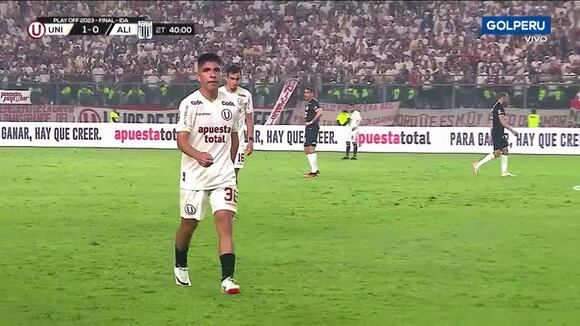 TROME | Hincha se metió a la cancha en la final de la Liga 1 (GOL Perú)