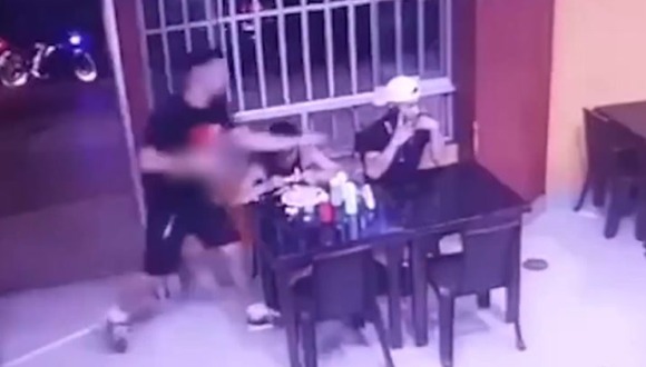 Trujillo: Falso cliente asalta a comensales en pollería