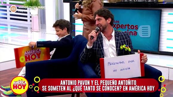 Antonio Pavón y Antonito juntos en el set de 'América Hoy'
