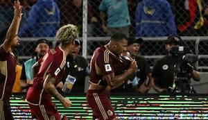 Mira el GOLAZO de Salomón Rondón en el Venezuela - Argentina en Maturín | VIDEO