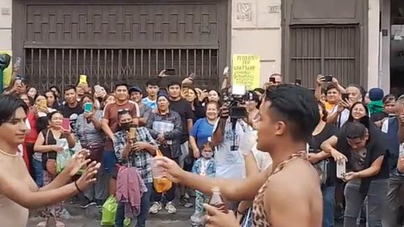 Trome | Azucena Calvay cantó en el centro de Lima