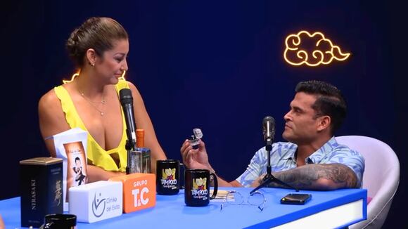 Christian Domínguez y Karla Tarazona en podcast de Kenji Fujimori