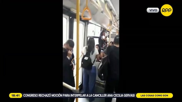 TROME - Pasajeros del Metropolitano son afectados por bombas lacrimógenas en el Cercado de Lima