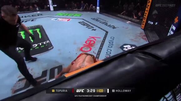 Ilia Topuria noqueó a Max Holloway en el UFC 308. (Video: UFC)