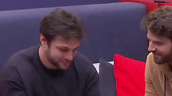 TROME - Nicola Porcella lee carta de su hijo, quien lo trolea: “Deja de mostrar tu pipí chiquito”