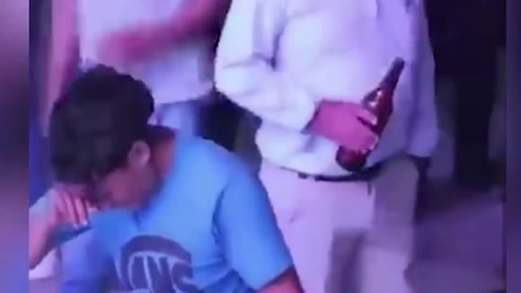 Trome | Hombre llora durante concierto de Tony Rosado