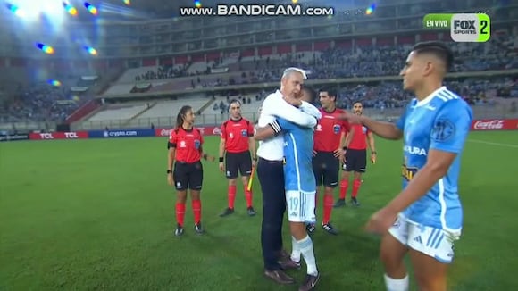 Así fue el abrazo entre Nunes y Yotún. (Video: FOX Sports 2)