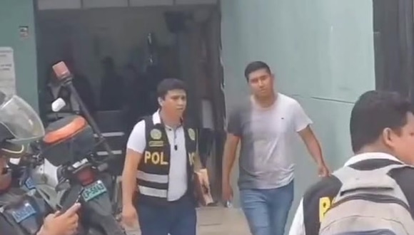 Piura: El taxista Edgar Silupu Bereche amanece sin vida dentro de comisaría La Arena.