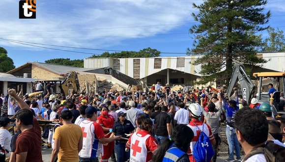 TROME | Tamaulipas: El instante en el que el techo de una iglesia se derrumba
