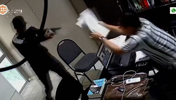 La Libertad: abogado se protege con expediente y se salva de morir de ataque de sicario