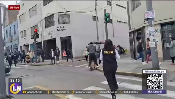 La peligrosa droga 'zombie' llega al Perú. Video: Latina.