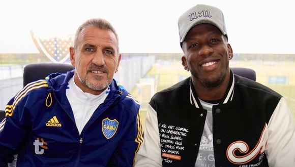 Luis Advíncula renueva con boca junios hasta el 2026