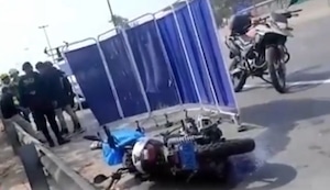 Santa Anita: Motociclista pierde la vida al chocar contra un camión en la vía Evitamiento | VIDEO