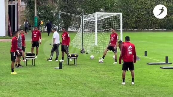 Selección trabajó con Paolo Guerrero y Renato Tapia (Video: Radio Ovación)