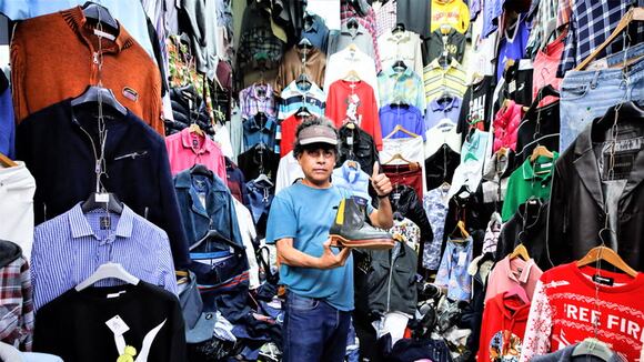 Un recorrido por la 'Cachina Fashion' con 100 sole