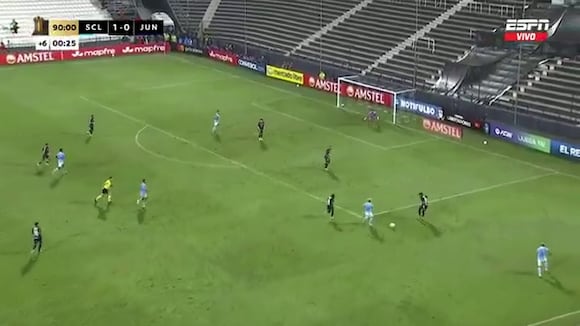 TROME | Gol de Catriel Cabellos en el duelo entre Sporting Cristal y Junior de Barranquilla (ESPN)